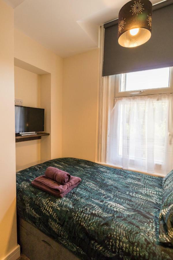 Kingsway Apartment บิชอปโอ๊คแลนด์ ภายนอก รูปภาพ