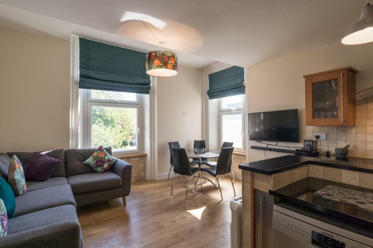 Kingsway Apartment บิชอปโอ๊คแลนด์ ภายนอก รูปภาพ